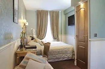 Hotel Riviera Elysees Parigi