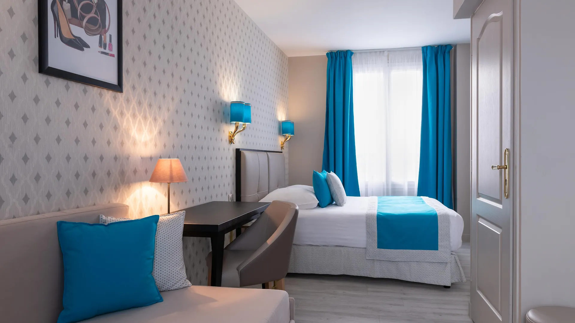 Hotel Riviera Elysees Parigi 3*,