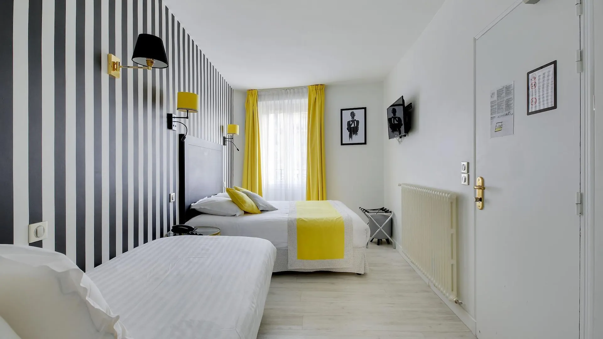 Hotel Riviera Elysees Parigi